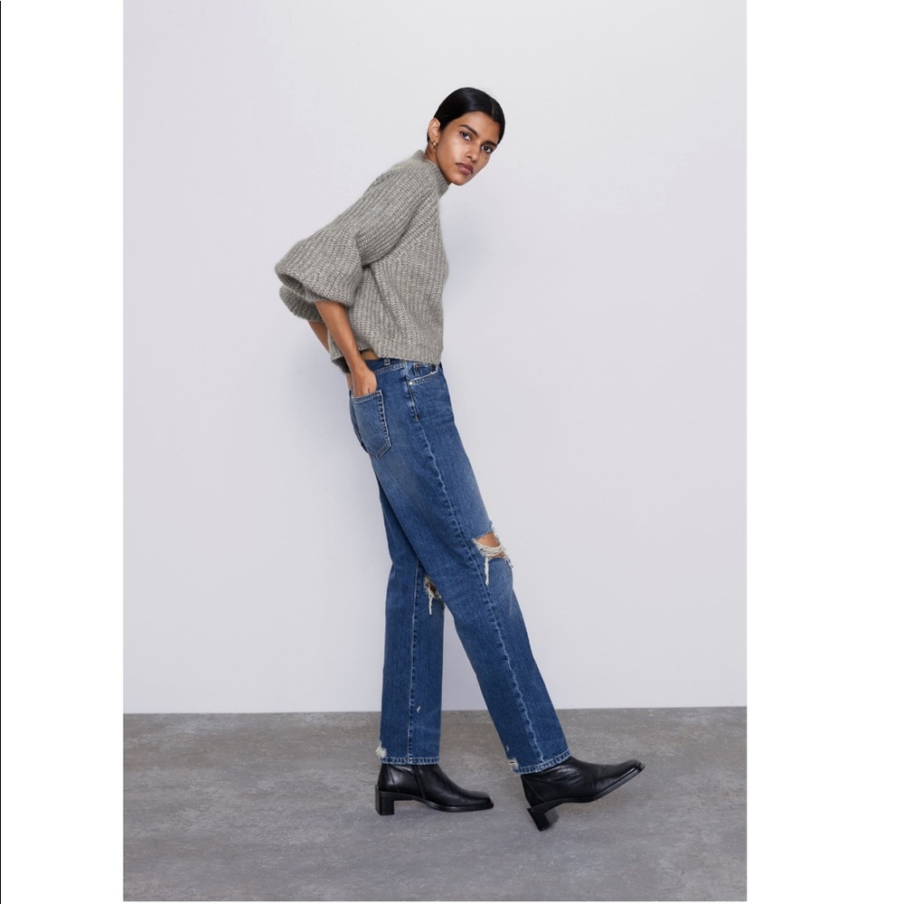 NEW!! Zara High Waisted Ripped Straight Leg Jeans - Picture 3 of 16